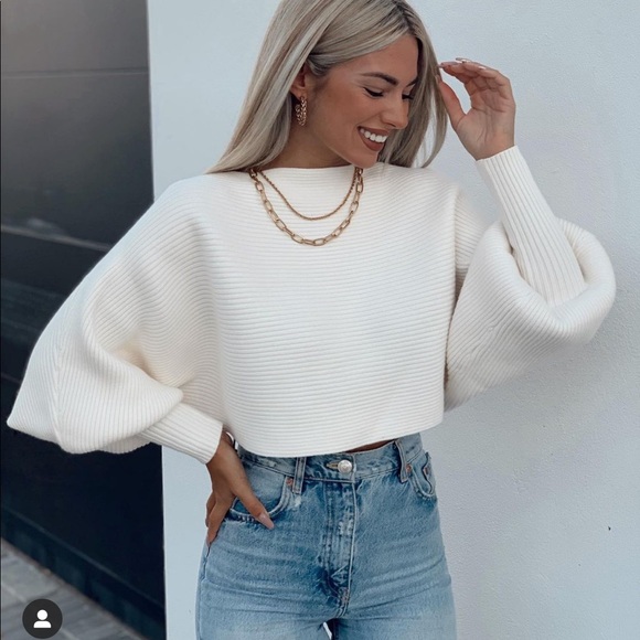 Zara | Sweaters | Zara Wide Sleeve Knit 